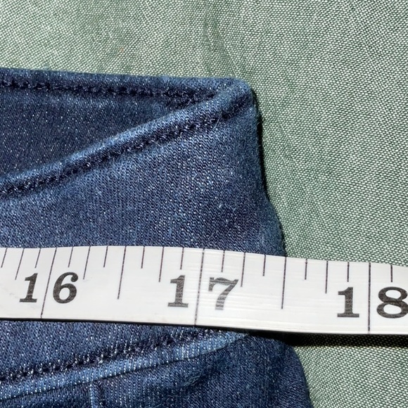 Lilly Pulitzer: Blue Dark Rinse Wash Frayed Hem Skinny Jeans - Picture 7 of 10